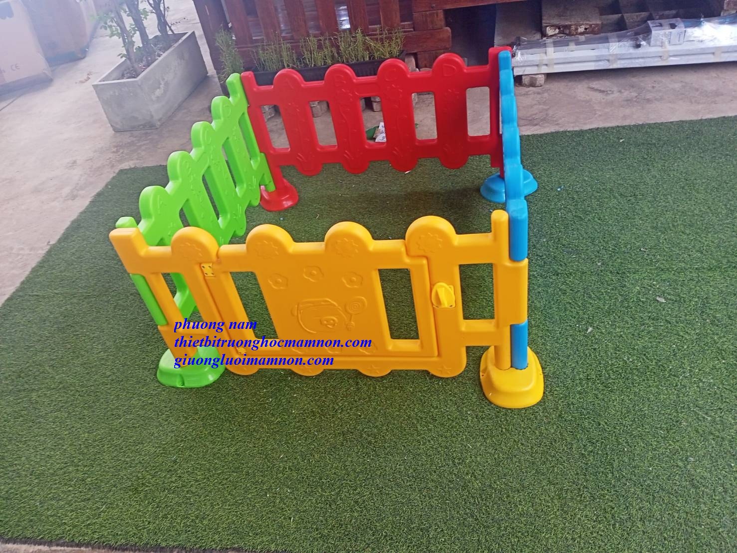 HÀNG RÀO NHỰA LẮP GHÉP CHO BÉ