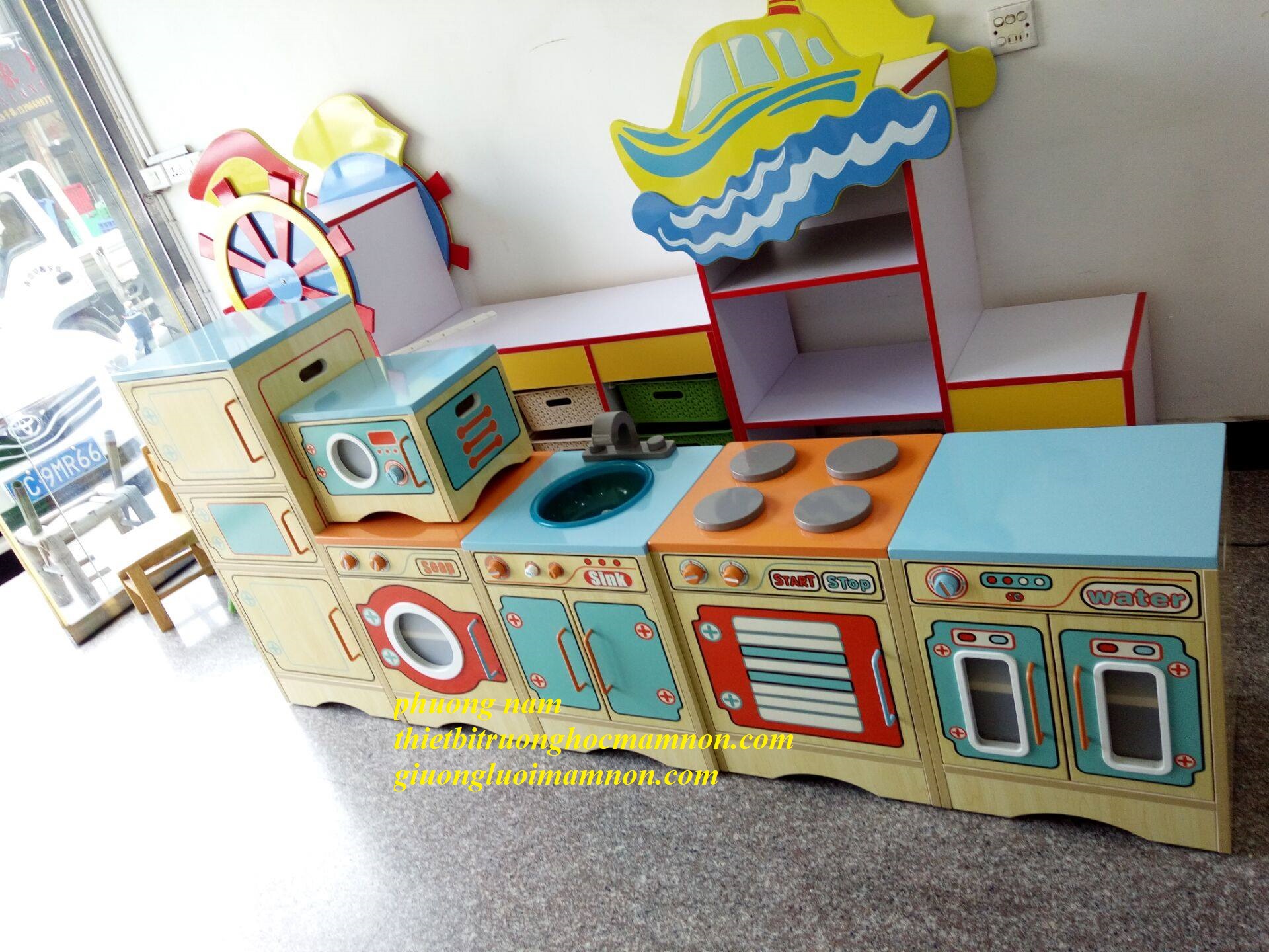 KỆ GỖ MẦM NON GIÁ RẺ