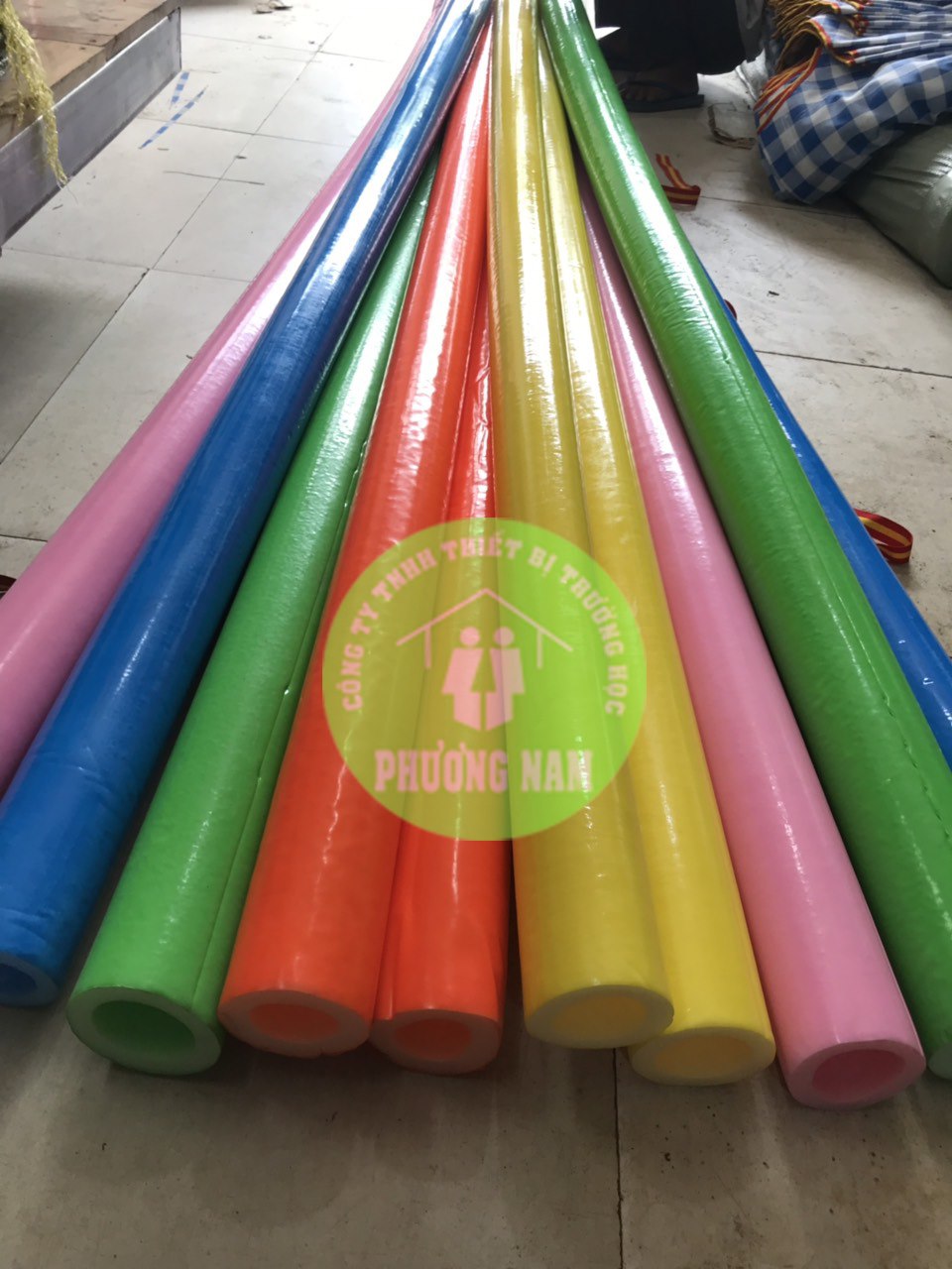 ỐNG XỐP BỌC CỘT SẮT