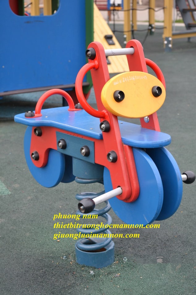 THÚ NHÚN PE XE MOTOR