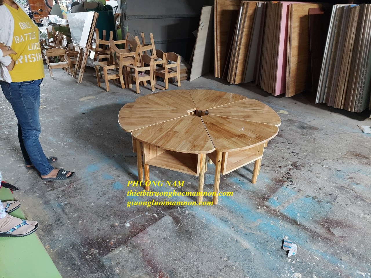 BÀN GỖ TRÒN MẦM NON LẮP GHÉP