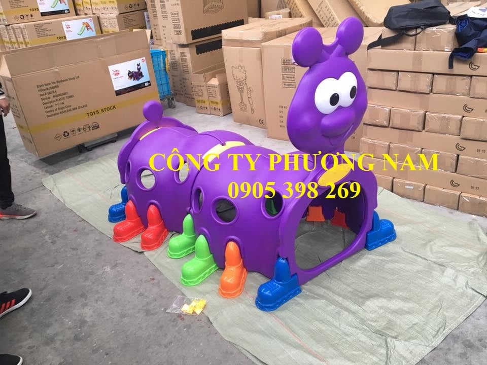 HẦM CHUI CON KIẾN