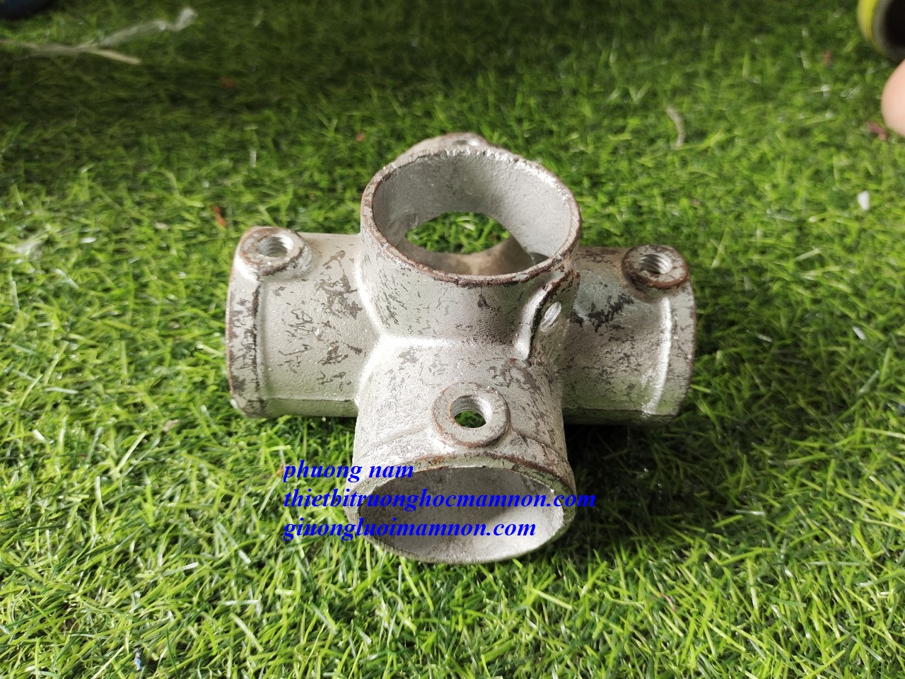 CO NỐI KHỚP SẮT DÀNH CHO KHU VUI CHƠI